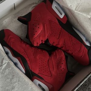 Nike Retro 6 Toro Bravo - Size 9.5 Men’s